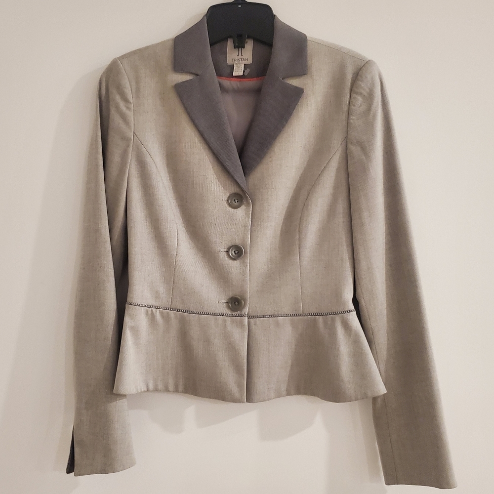 TRISTAN Women's Cropped Suit Blazer Buttery Soft Viscose Fitted Office Siren